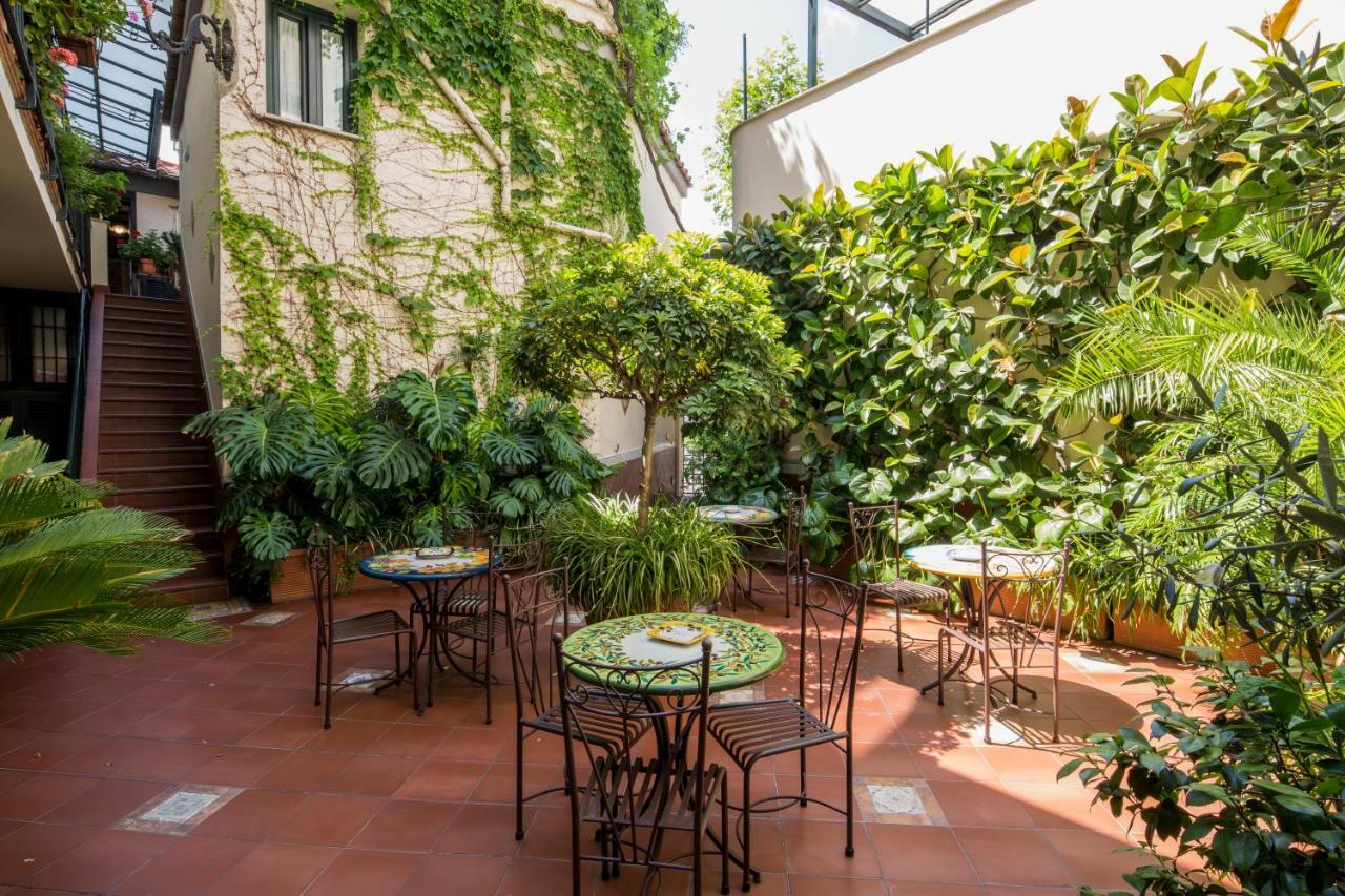 Villa Elisa Holiday Home Sorrento Exteriör bild