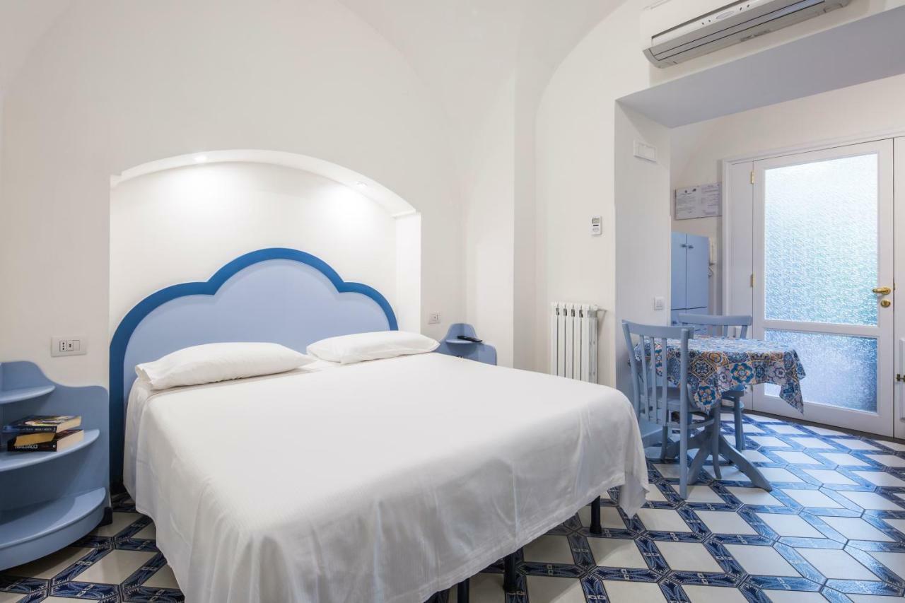 Villa Elisa Holiday Home Sorrento Exteriör bild