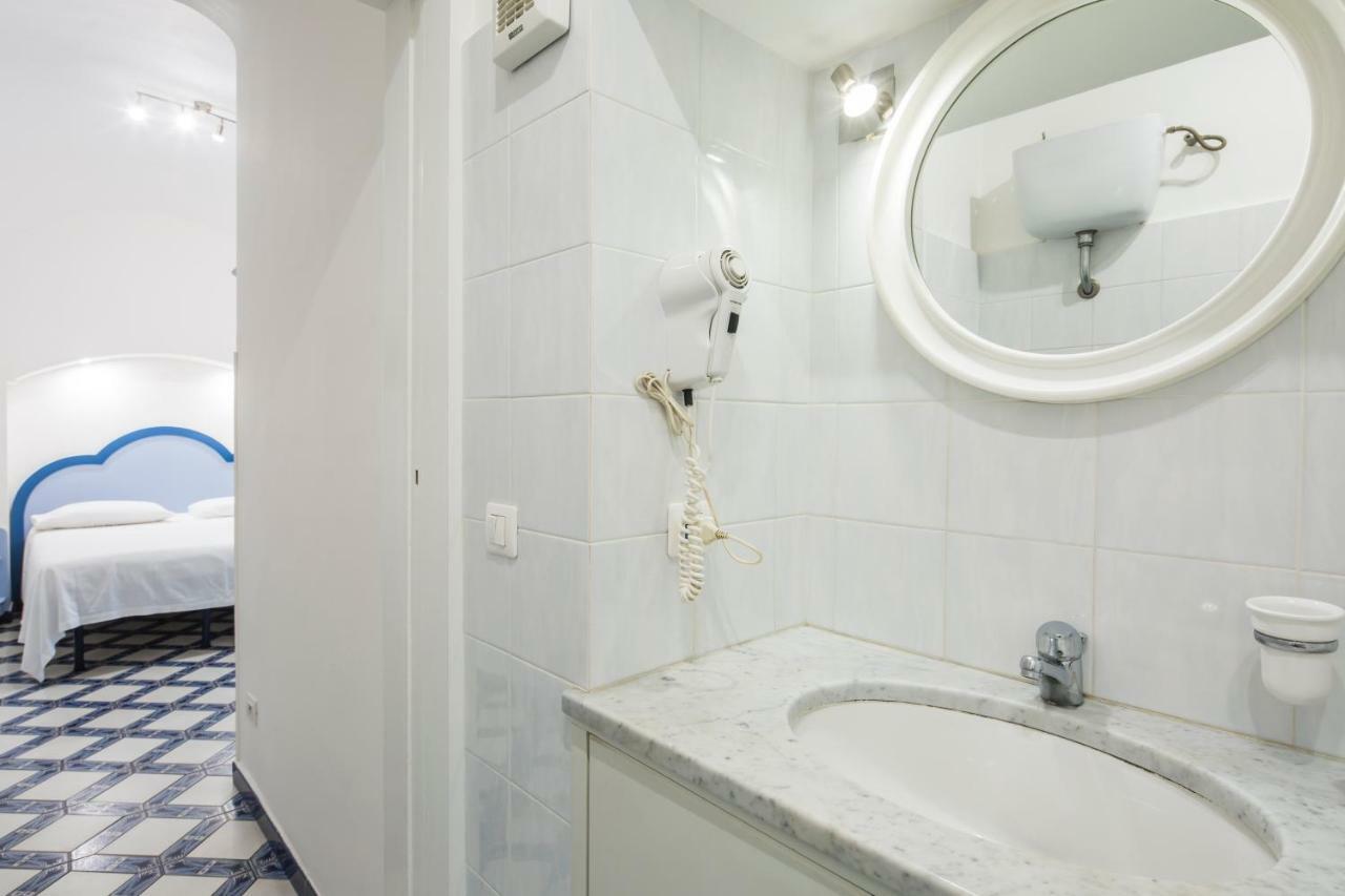 Villa Elisa Holiday Home Sorrento Exteriör bild