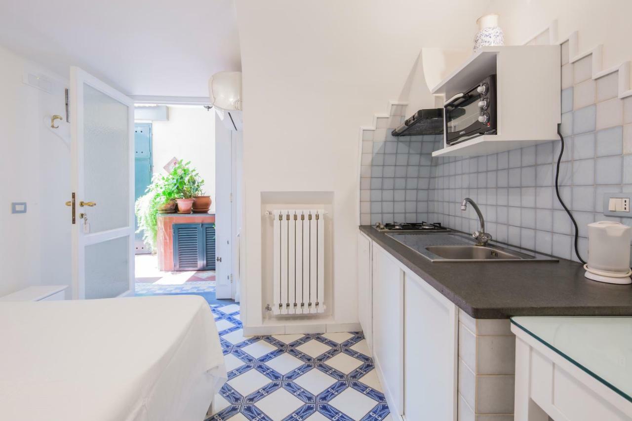 Villa Elisa Holiday Home Sorrento Exteriör bild